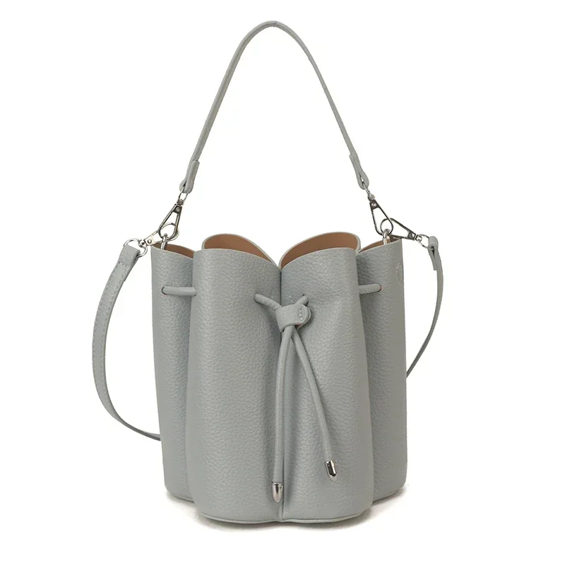 stylish-fashionable-designer-diaper-bag-for-women-elegant-minimalist-leather-crossbody-bag-luxury-vintage-tote