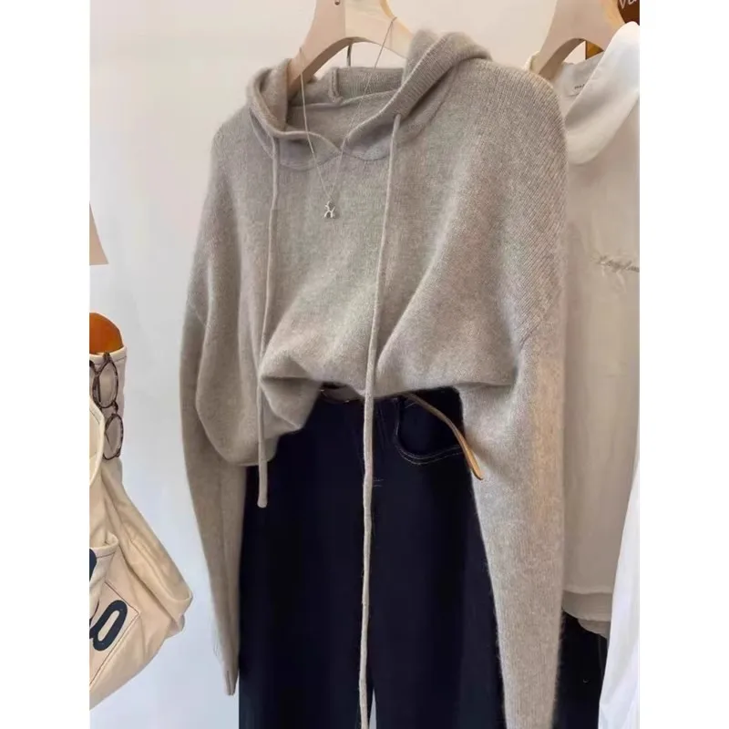 

High-end hooded cashmere sweater women autumn and winter. New style Loose fit Versatile Wool knitted base layer sweater