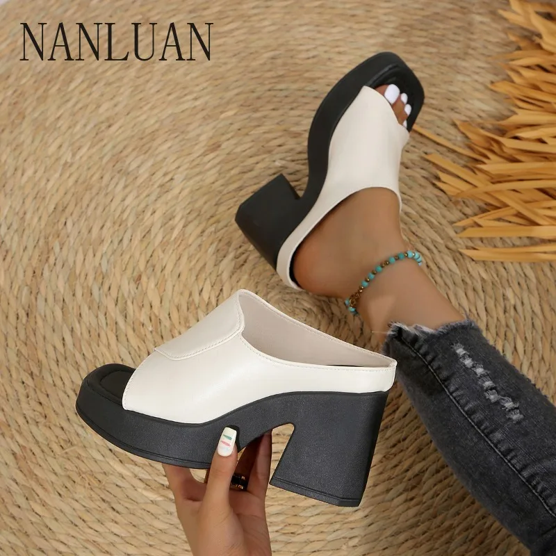 

2024 Boutique Summer Women's High-heeled Slippers New Solid Color Thick Heel Women's Shoes High Quality Sandals and Slippers