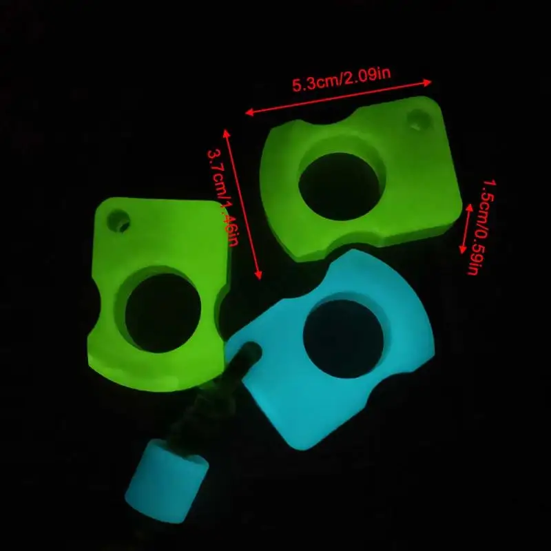 Luminous Tiger Finger Self-luminous EDC for Self-defence Window-breaking Fist Buckle Umbrella Rope Bag Pendant