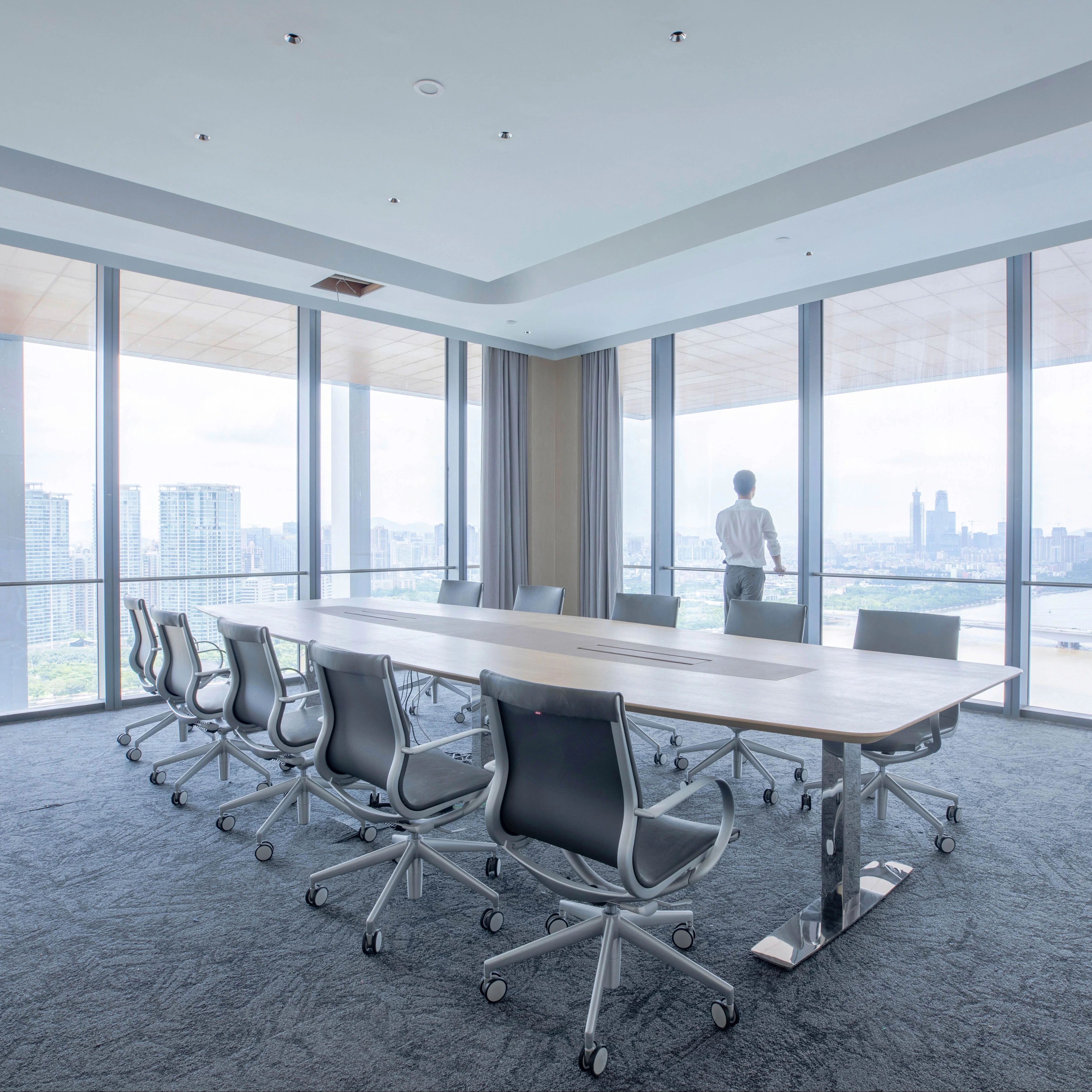 Eco Friendly Solid Wood Modern Conference Table Premium Executive Meeting Table Durable 12 Seater Customizable Size Boardroom