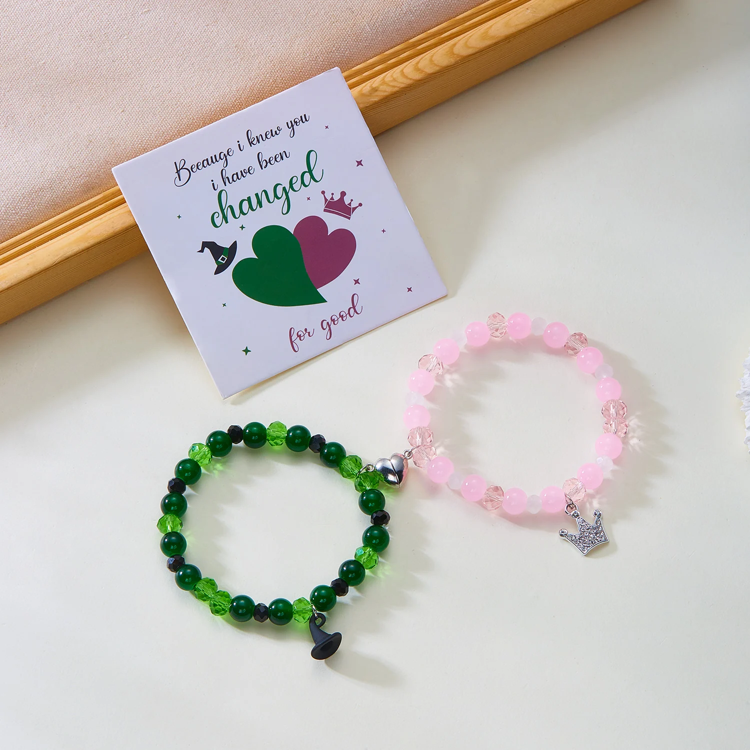 2 Stück Zauberstab-Hutkrone, passende Armbänder für Frauen, süße rosa grüne Perlen, handgefertigtes Stretch-Armband, BFF-Schmuck, Geschenke – Detail 1