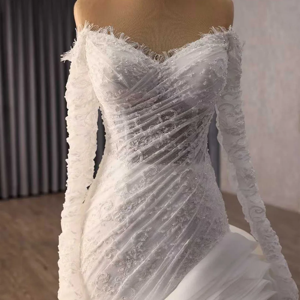 Charming Wedding Dresses Sweetheart Long Sleeves Lace Up Back Ruffles Embroidery Customized Robes Mariage