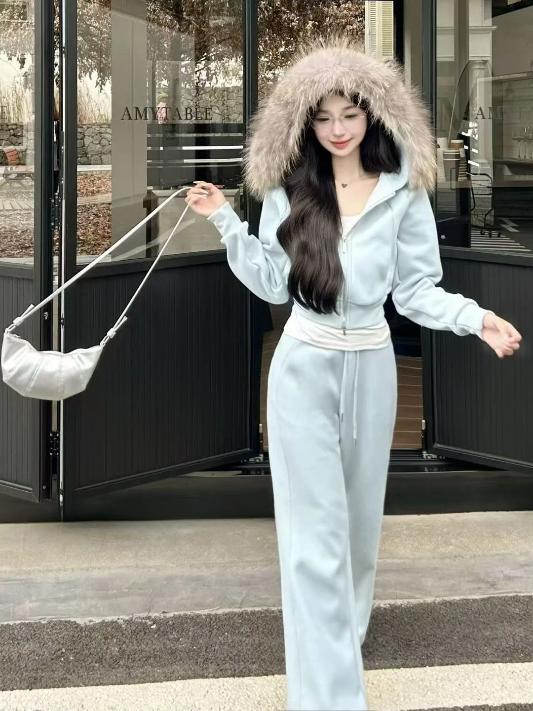 

Осенний модный комплект: брюки с высокой талией и широкими штанинами, худи с флисовой подкладкой и воротником, повседневный американский стиль, премиум-качество.