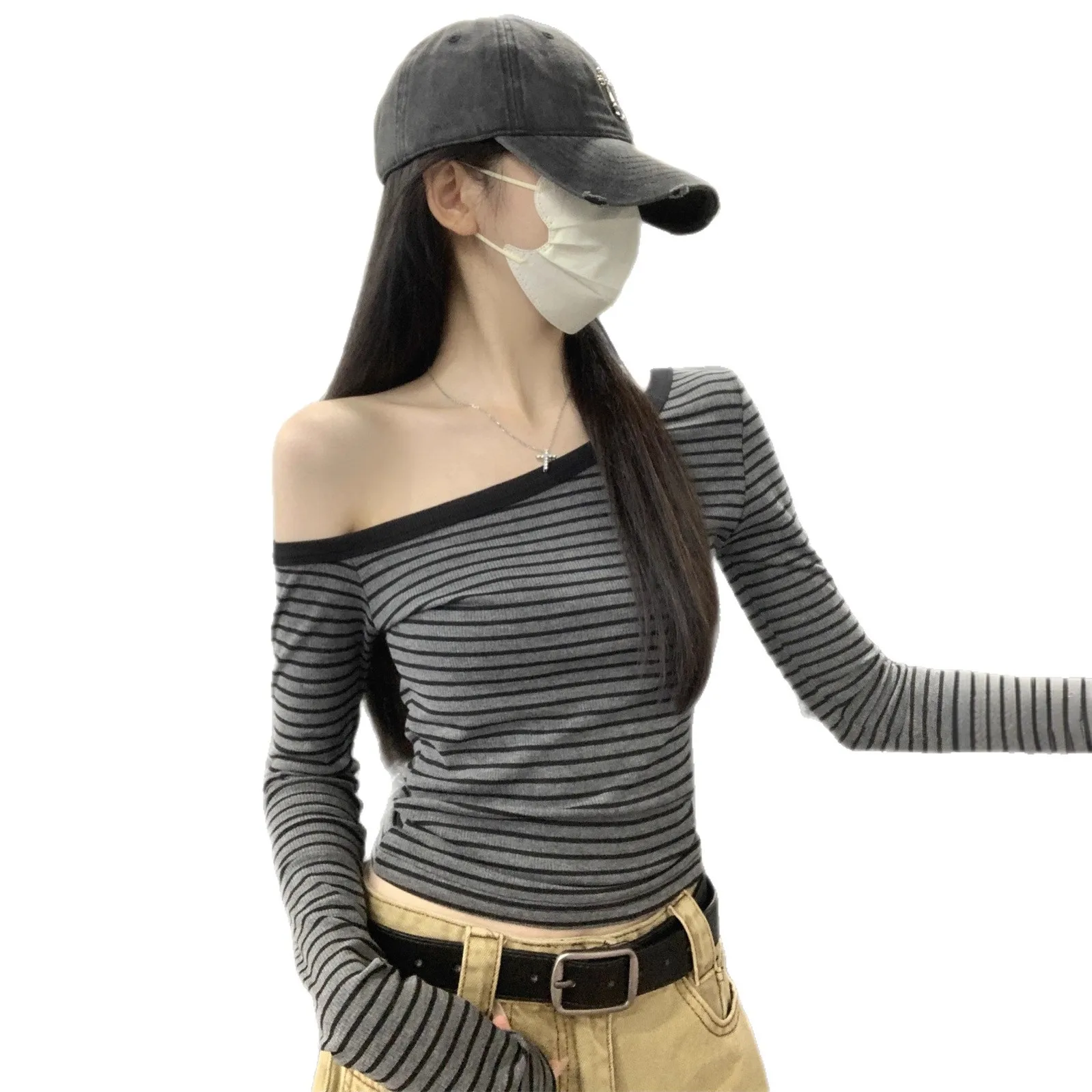 Striped Shoulder Off Kpop Long Sleeve T-shirts Women Slim Korean Fashion Tops Sexy Y2K Vintage Tees Cheap Clothes Woman Tshirt