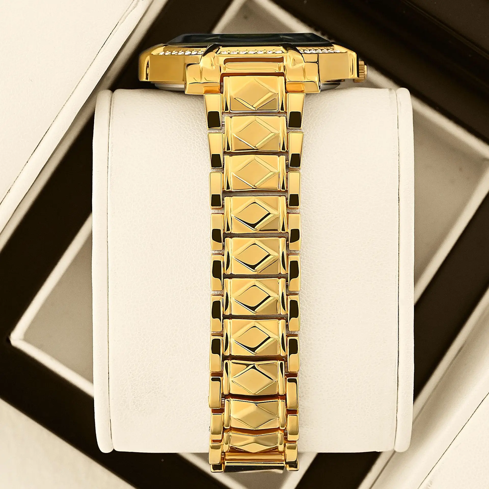 Reloj de Lujo para Mujer Yalal - Luxury Watch Trading reseña y precio
