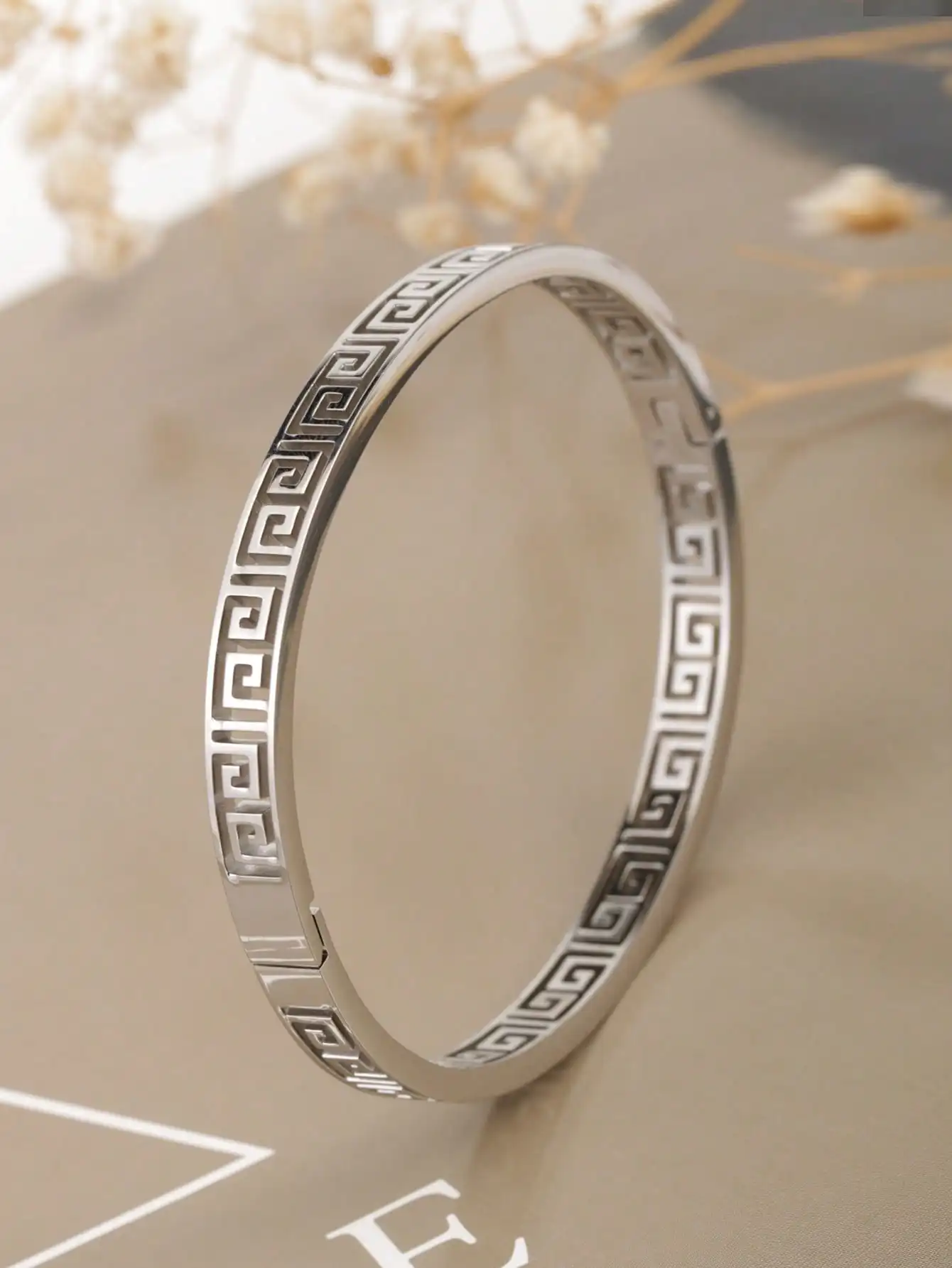 1 Stück Edelstahl 18K Gold Retro Drehbares Armband mit Muster der Großen Mauer im Hofstil – Detail 4