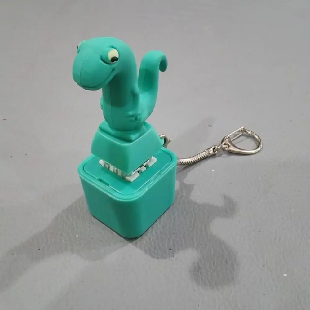 Flash Effects Lizard Button Keychain Colorful Lights With LED Lizard Voice Key Ring Rechargeable Fidget Lizard Sounds Pendant