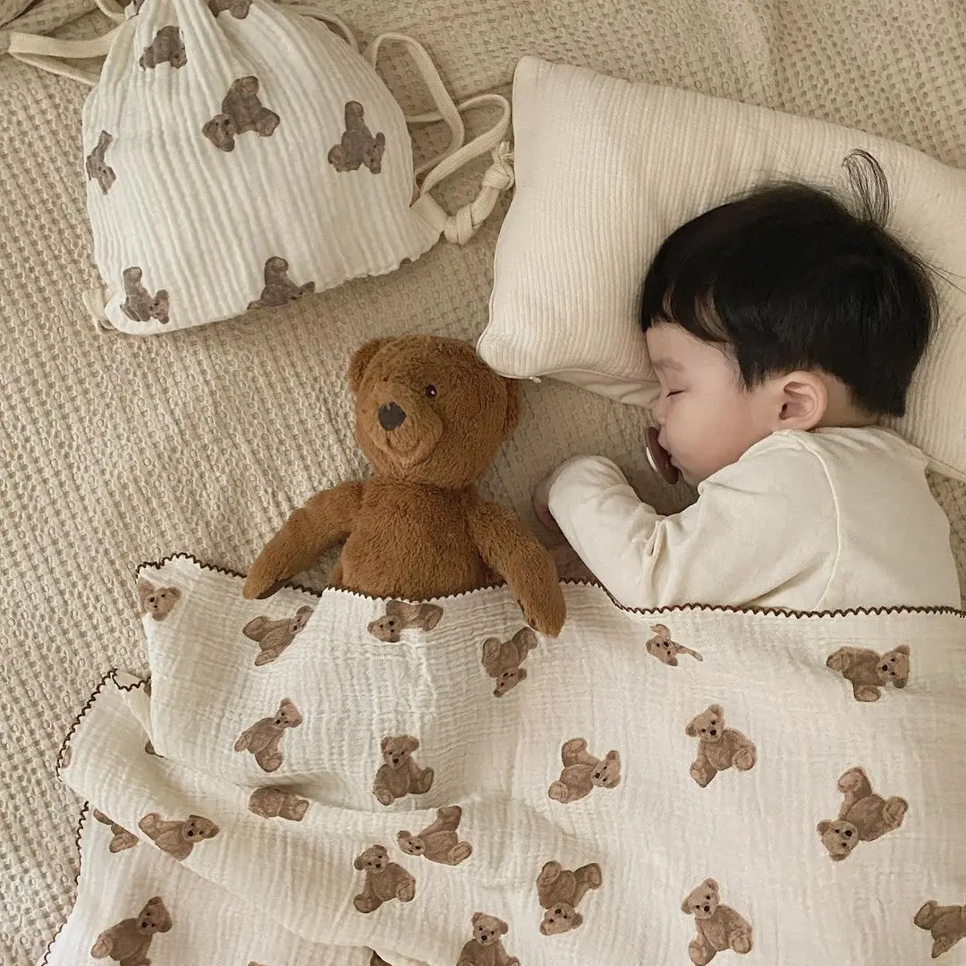 Cute Teddy Print Breathable Muslin Cotton Baby Wrap Multi-scene Use Newborn Bath Towel & Soft Receiving Blanket