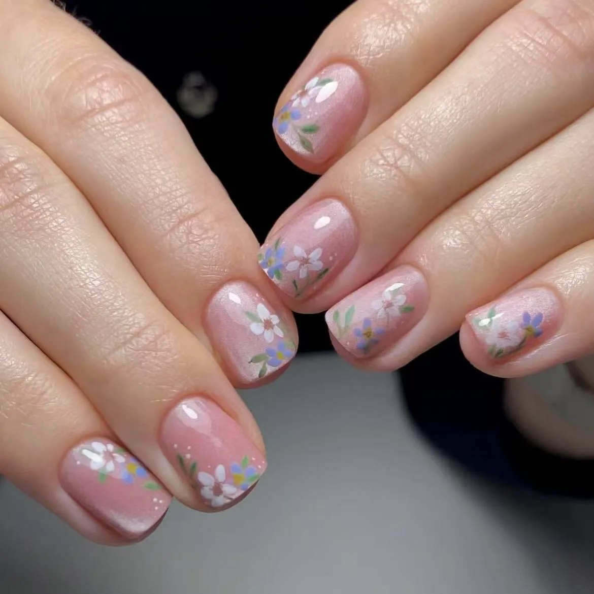 24pcs Flower Fake Nail Sweet Pink Short Square Nails Tips Simple Ballet False Nail Art Detachable Fashion Press on Nails Sets
