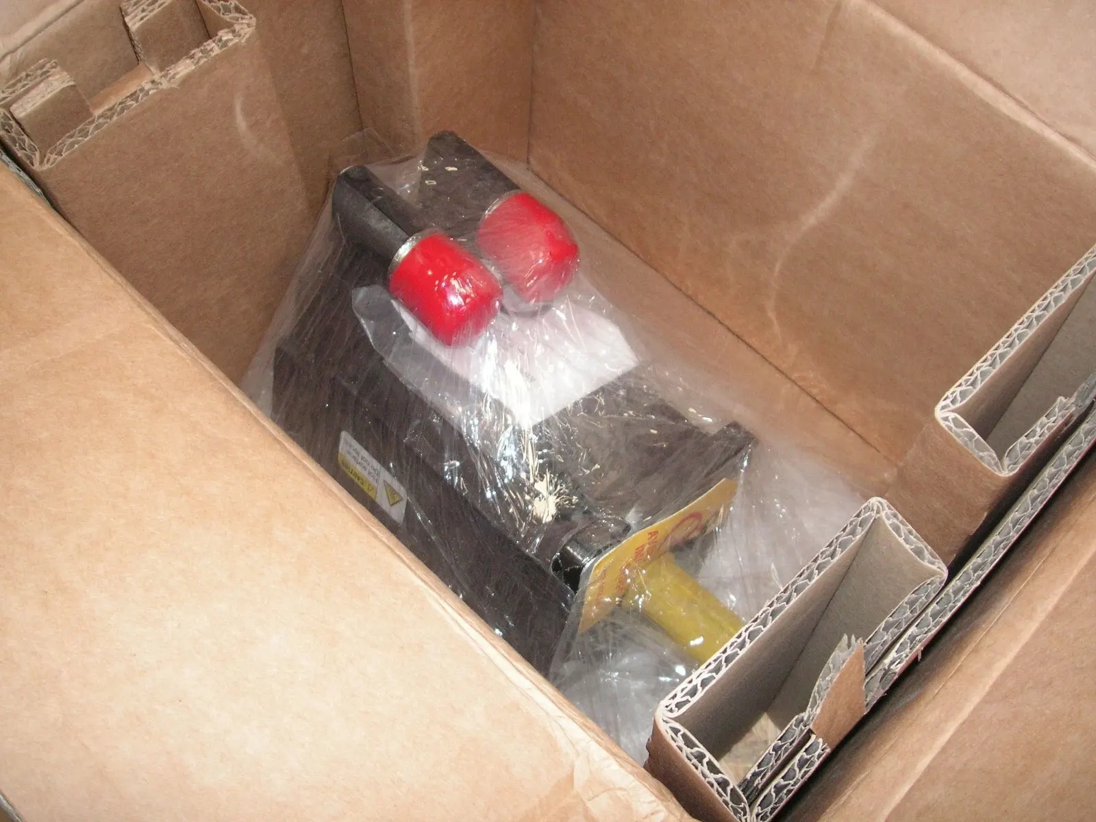 Brand new MPL-B320P-SJ72AA MPL-B320P-HK72AA MPL-B320P-RJ72AA MPL-B320P-MJ72AA MPL-B320P-SK72AA One-year warranty