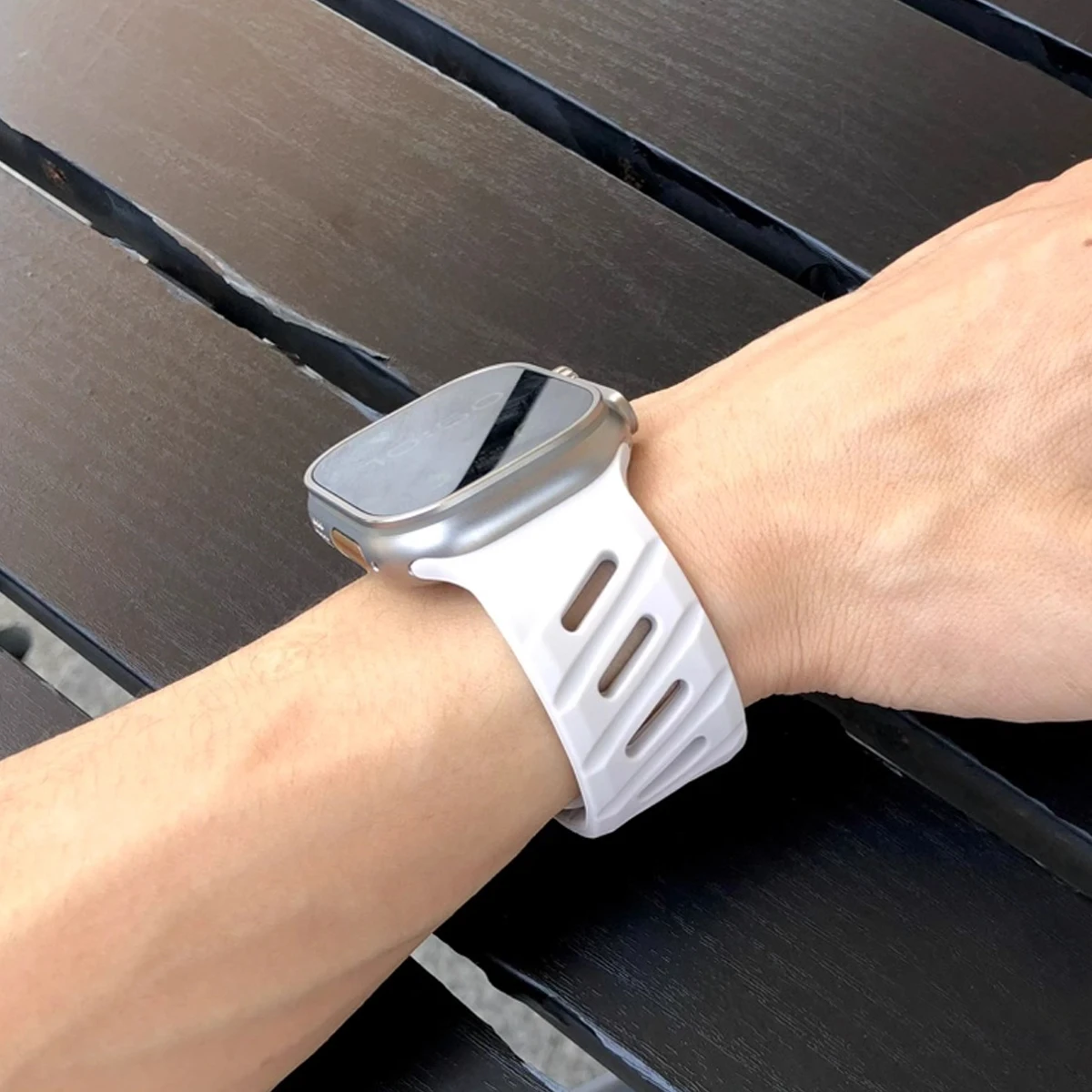 Silicone Sport Strap for Apple Watch Ultra 4 3 49mm Strap 42mm 44 45 46mm Slanted Buckle Bracelet for iWatch 12 11 10 9 8 Correa