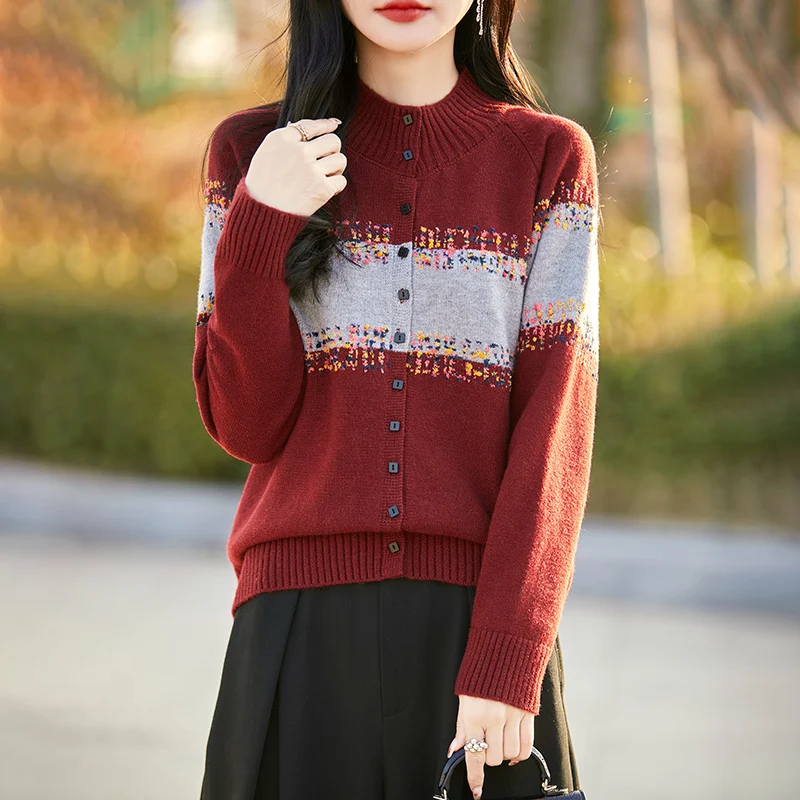 Autumn and winter new 100% pure wool contrast jacquard women's semi-turtle neck cardigan padded casual knitted jacket.