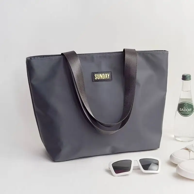 

Elegant Women Messenger Bag Genuine Leather From Famous Designer Luxury Brand Classic Popular Ladies Handbag Gift
