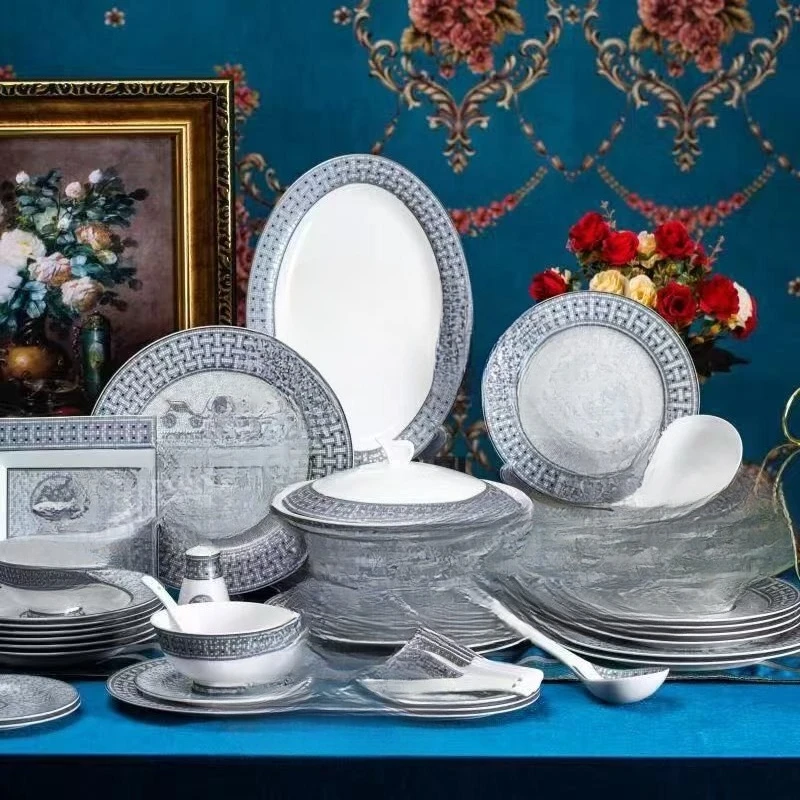 

58 pieces of golden horse-drawn cart bone china tableware, coffee set, bowl, spoon and saucer set