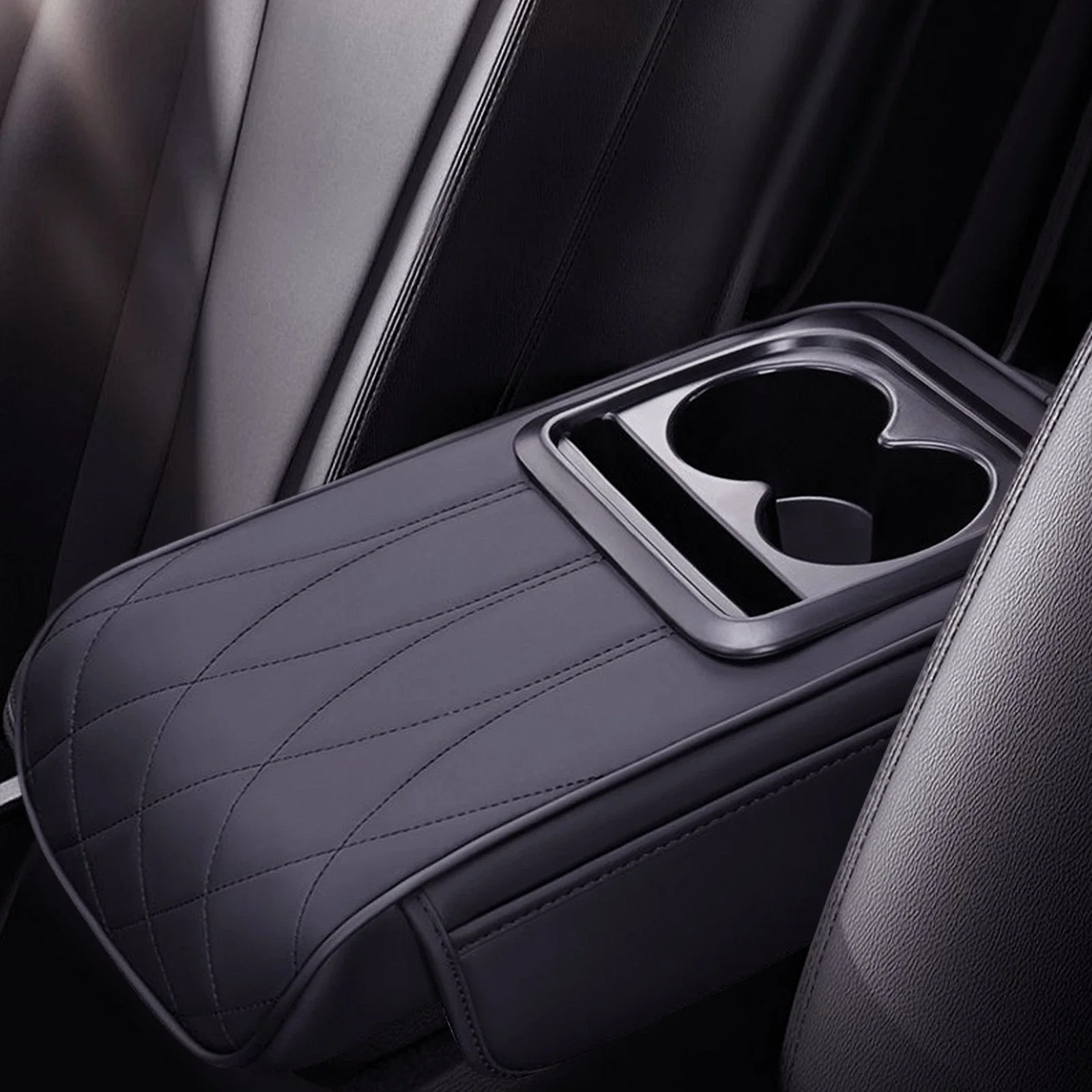 وسادة مسند ذراع السيارة مع حاملين أكواب من جلد البولي يوريثان لوحدة التحكم المركزية ووسادة مسند الذراع وسادة تلقائية غطاء وسادة مرتفعة عالمي #1