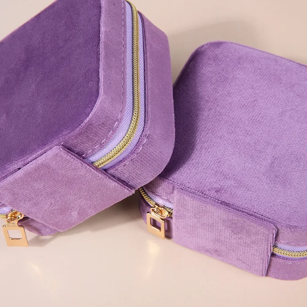 

Квадратный футляр для хранения украшений на молнии: компактный, многофункциональный, портативный органайзер для путешествий с продуманной системой отделений