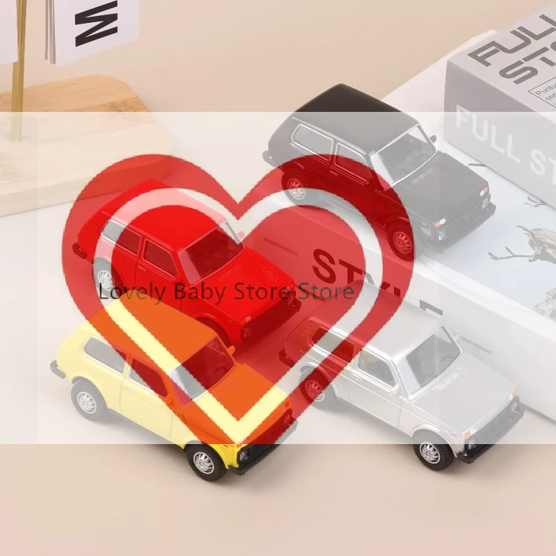 

【BS】1/43 Scale Simulation Alloy Car Model Retro Diecast Metal Toy Car Ornaments Desktop Decoration Collect Hobby Gifts