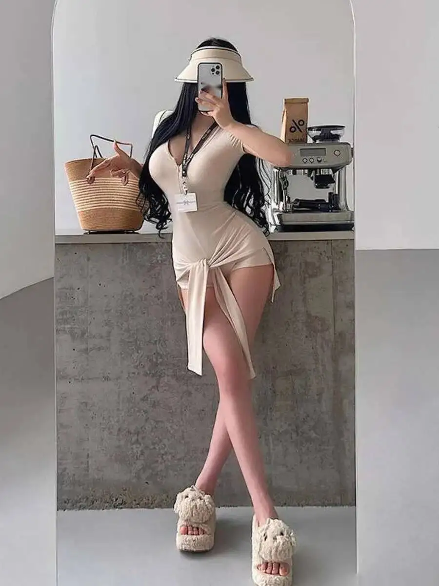 

Hot Girl Sexy Bodysuit V-neck Tight Slimming Tie Short Sleeved Jumpsuit Shorts Two-piece Set Bodysuits Women Clothes AQZ8