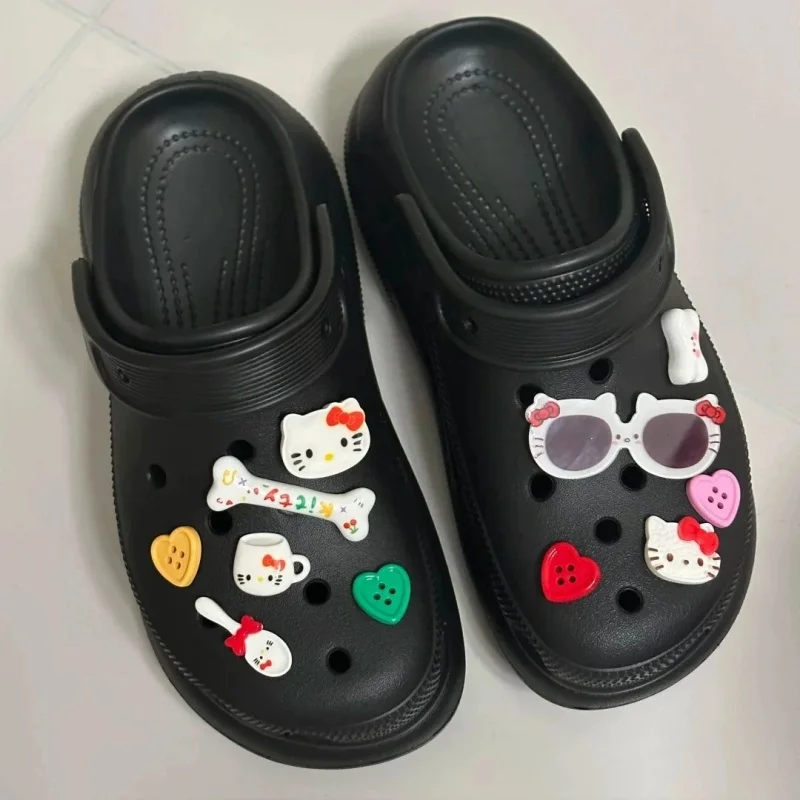 

MINISO Summer Fashion Kawaii Sanrio for hello kitty Shoe Decorations Sungalsses Modeling For Sandals Decorate Buckle Xmas Gifts