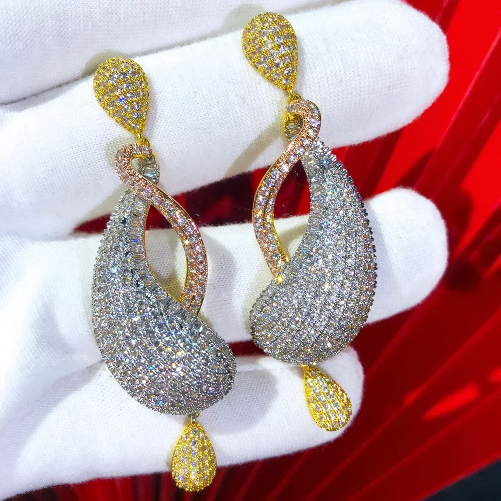 

Soramoore великолепные серьги-капли для женщин, серьги для свадебной вечеринки, ювелирные изделия, роскошные геометрические серьги высокого качества, новые аксессуары