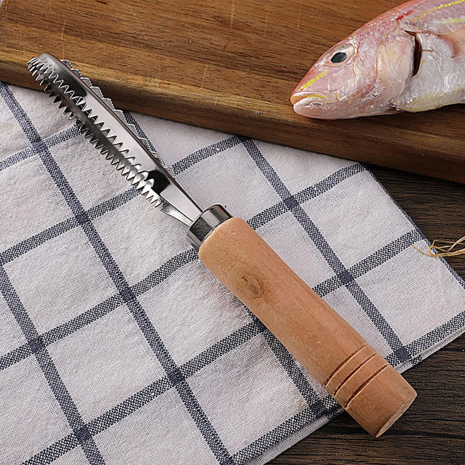 Fish Scaler Tool Stainless Steel Cleaner with Wooden Handle Fish Scaler Scraper for Restaurant Seafood Preparation Home Camping