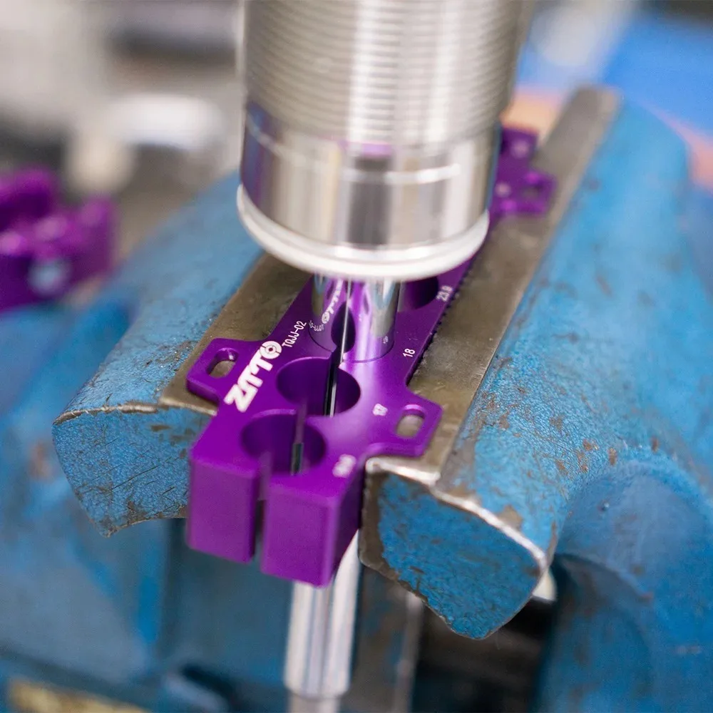 

ZTTO Bike Table Vise Insert Clamp Tool Aluminum Multifunction Fixtures Bicycle Jaw Vice Worktable Bench Bicycle Pedal Tool