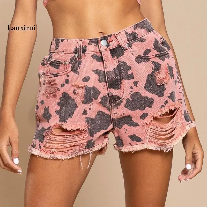 

2022 summer sexy high waist thin hole leopard print denim shorts women&#39s New Retro versatile straight hot pants trend