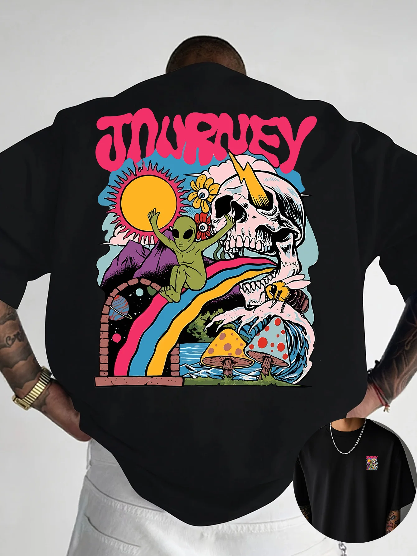 Psychedelischer Alien-Schädel-Print auf hochwertigem 100% Baumwoll-T-Shirt für Herren, perfekt für den Sommer, Retro-Streetwear.
