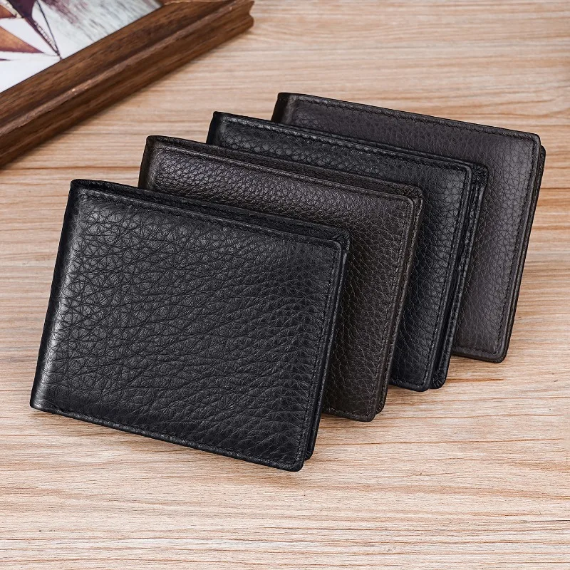 carteira-masculina-de-duas-dobras-modelo-classico-carteira-curta-com-varios-compartimentos-para-cartoes-espaco-para-foto-e-documento-de-identificacao-feita-em-couro-com-bolso-para-dinheiro-e-notas-carteira-masculina-para-uso-profissional