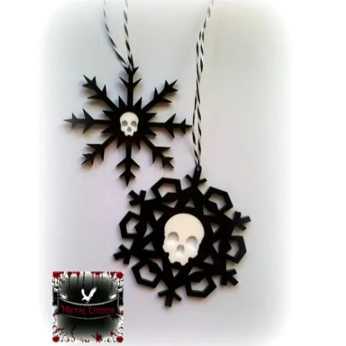 Cross-border hot holiday creative pendant skull decoration holiday gift set of two skull ornaments baby toys  wooden