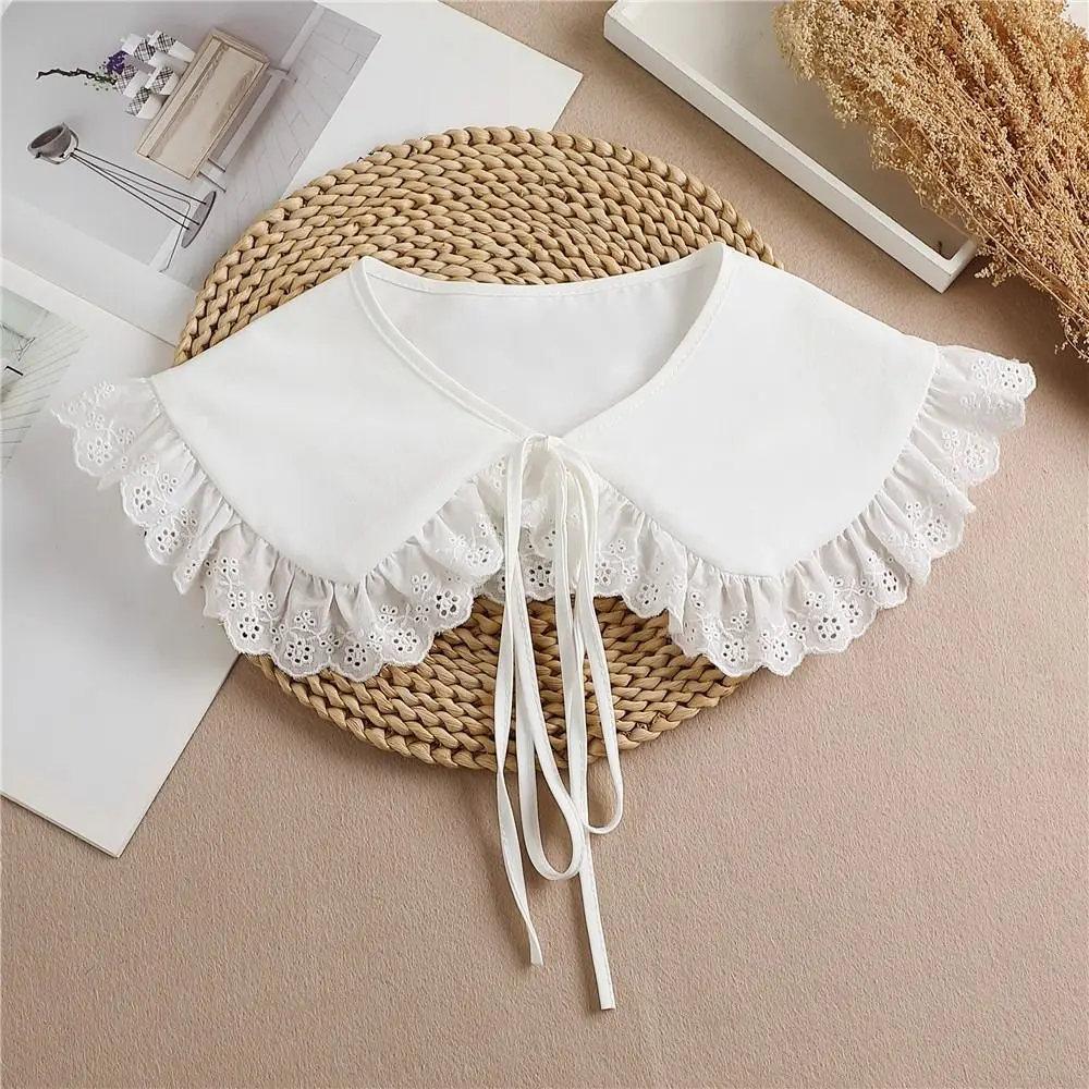 Elegant Lace False Collar Adjustable Sweet Decorative Lace Neckline Comfortable DIY Blouse Shoulders Fake Collar