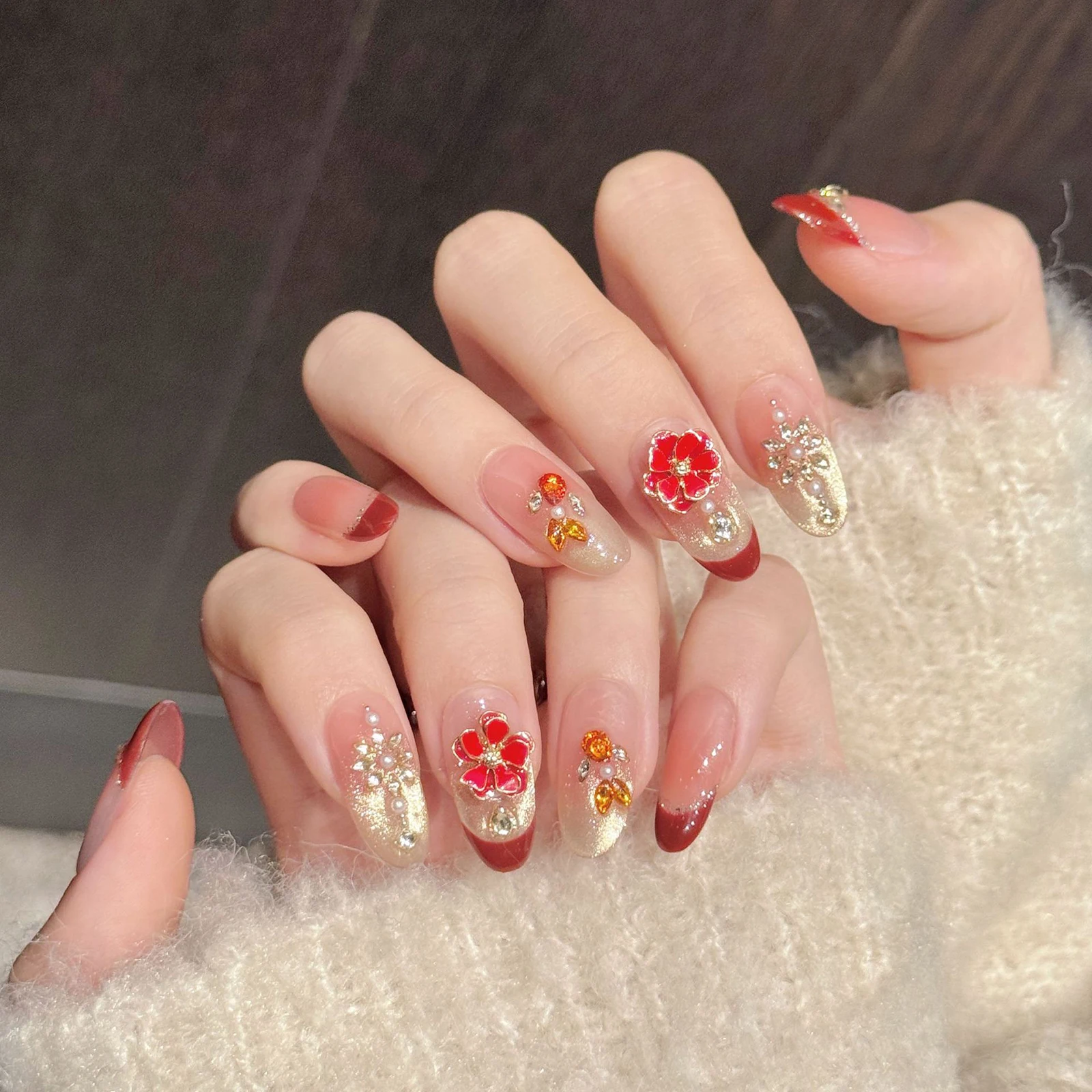10Pcs Glossy False Nails Red Flower and Rhinestone Gradient Fake Nails Wearable Full Cover Nails Tips Acrylic Nail Tips for Wome