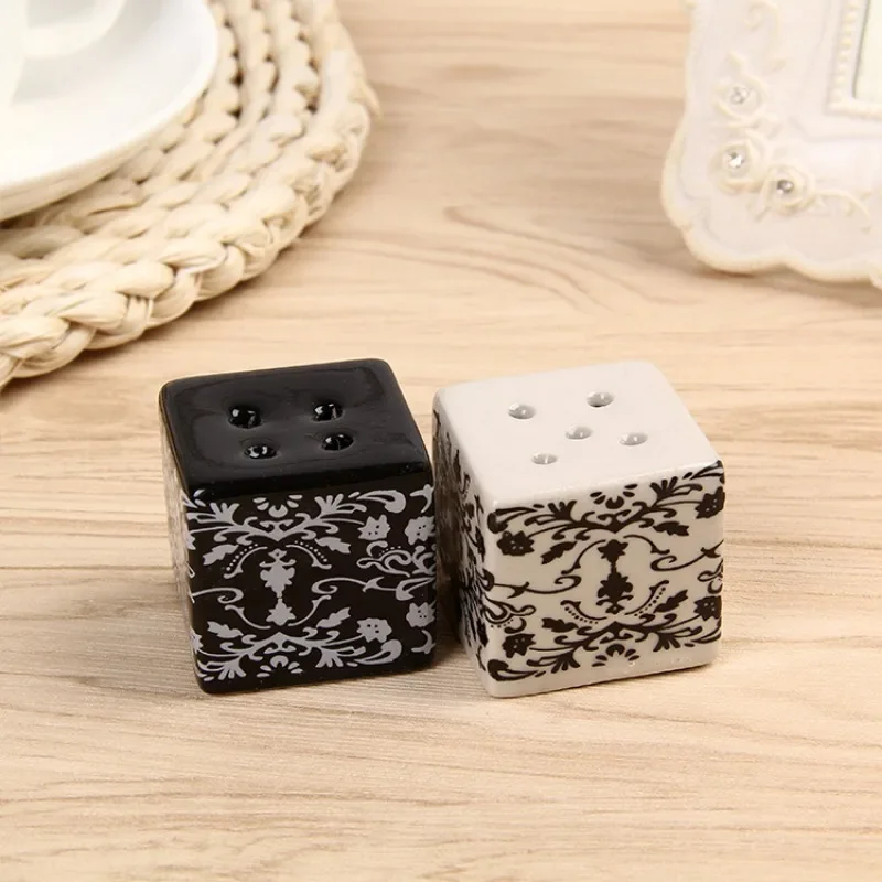 Ceramic Spice Bottle Gift Box Set A Pair of Creative Black White Patterned Dice Seasoning Jars Square Kitchen Supplies Storage