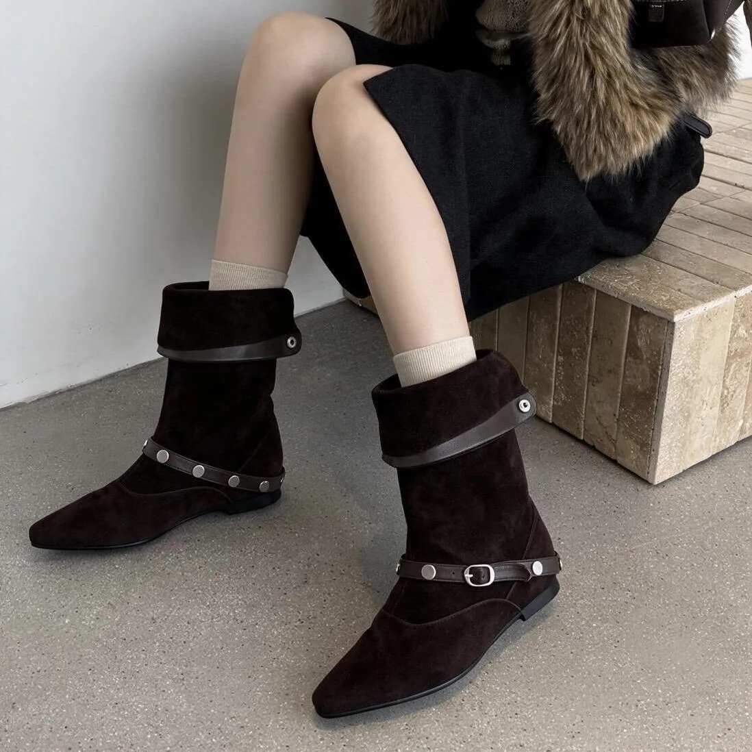 autumn-winter-new-round-toe-belt-buckle-fashion-tube-short-boots-women-wedge-heel-stacking-boots-mid-calf
