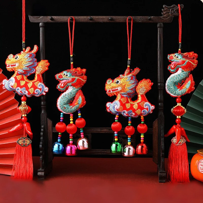 

Chinese Spring Festival Embroidery Dragon Wind Chimes Pendants Sequined New Year Ornaments