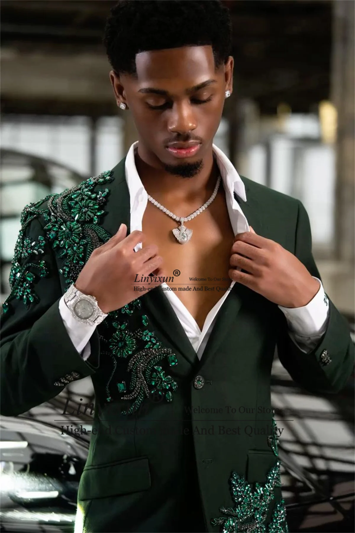 

Sparkly Diamond Crystal Men Suits 2 Pieces Sets Groom Tuxedos Customized Wedding Party Blazer Notched Lapel Slim Ropa Hombre