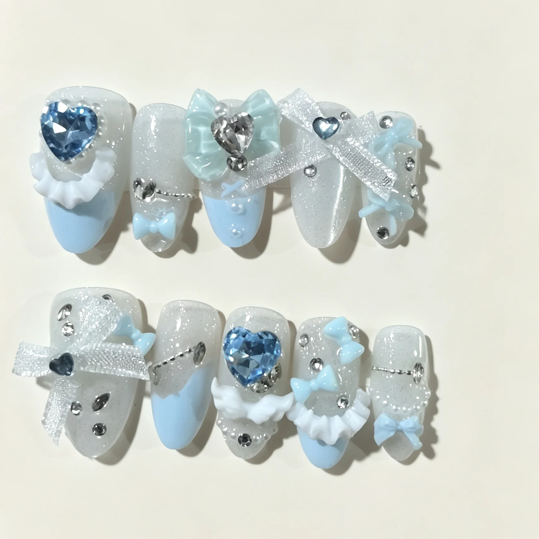 10 Pieces of Hand Pressed Almond Shaped Nails, Beautiful Fake Nails, Ice Blue Princess Rhinestones, Suitable for Women to Use