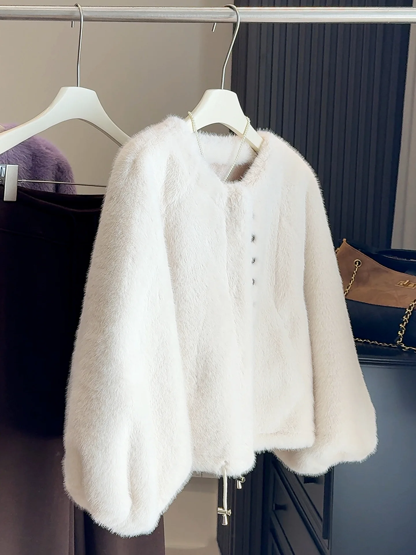 Fashion Short Faux Fur Jacket for Women 2025 New Simple Solid Color Thicken Warm Coat Autumn Winter Elegant Lady Plush Outerwear