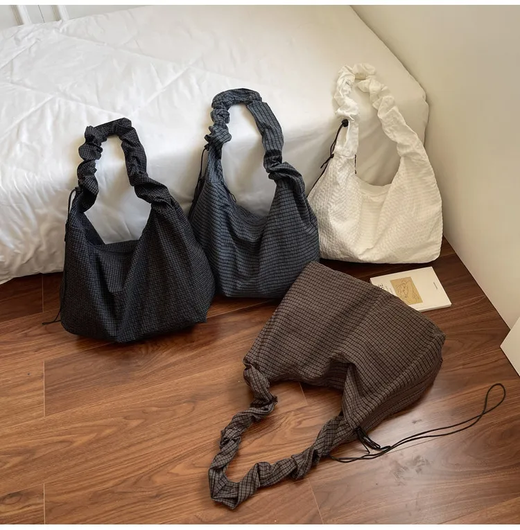 

Легкая повседневная универсальная сумка через плечо в клетку с эффектом мятой ткани, модная простая сумка для поездок на работу, вместительная сумка-кроссбоди для женщин