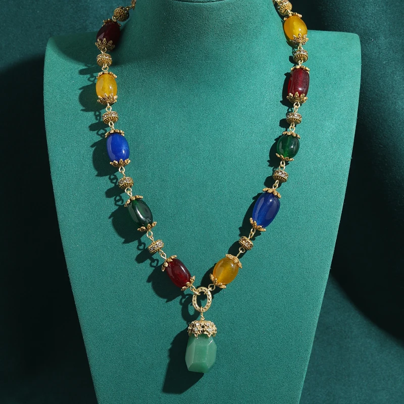 

Women Vintage Natural Stone Pendent Colorful Necklace Antique Gold Plated Birthday Jewelry Elegant Luxury Gifts 2026 New Trends