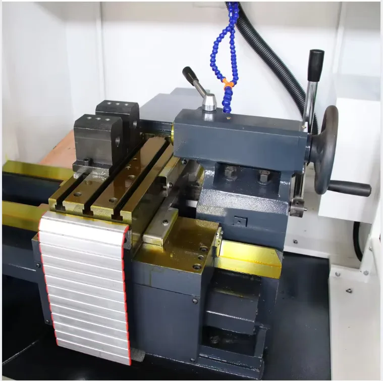 Ck6130 Hine Hard Rail CNC Lathe Independent Spindle Design, High Stability Equipped With Manual Chuck