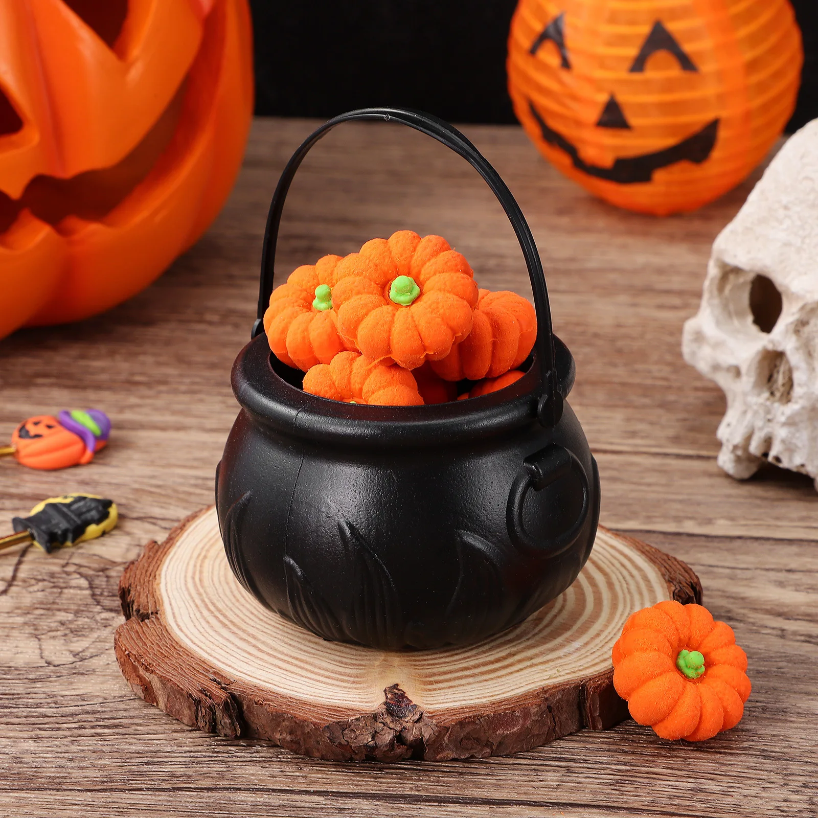 

12 pcs Witch Props Halloween Pumpkin Bucket Pvc Lightweight Decor For Kids Party Ktv Trick Or Treat Candy Holder Mini Plastic