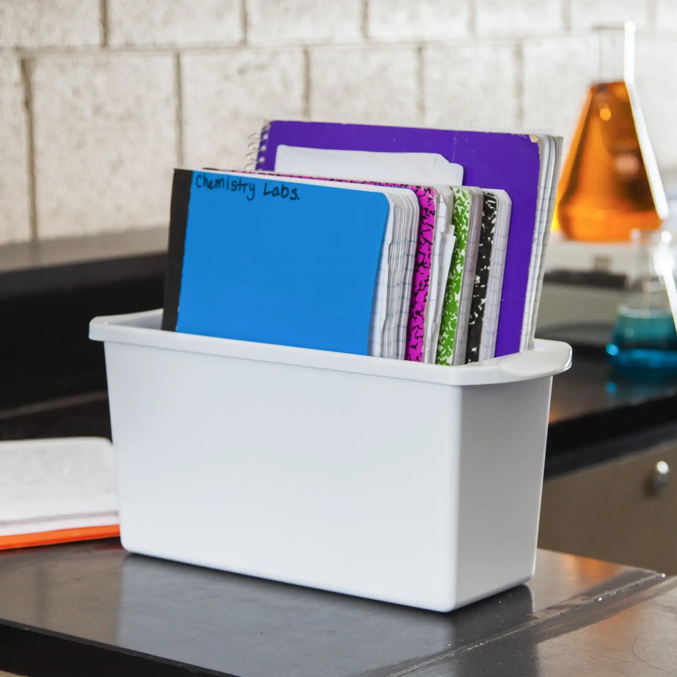 (6-pack) Ice cube trays, narrow design saves space and can also be used to organize food in the refrigerator