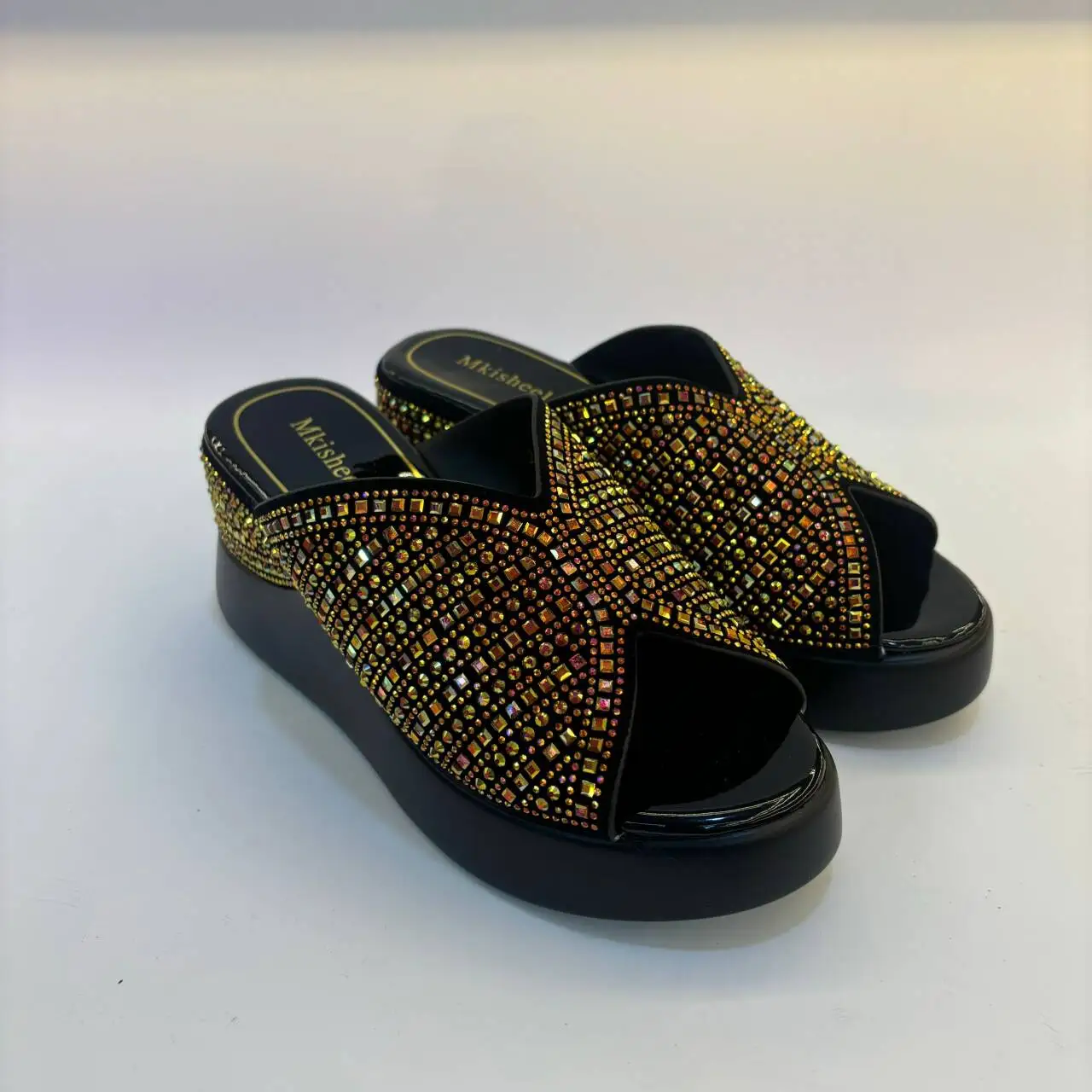 Latest Open-toed Rhinestones Sandals African Women\'s Shoes Women\'s Party Design Slippers Lightweight Ladies Women Shoes 37-42