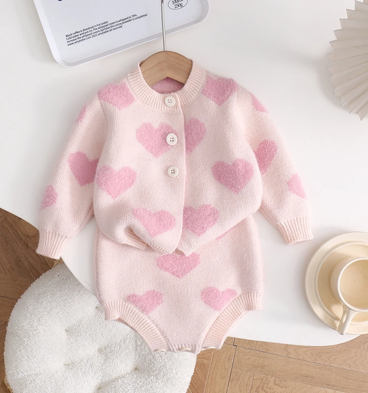

Модный вязаный комплект: свитер и комбинезон для девочки 1 года, осенне-зимняя одежда, верхняя одежда, пальто