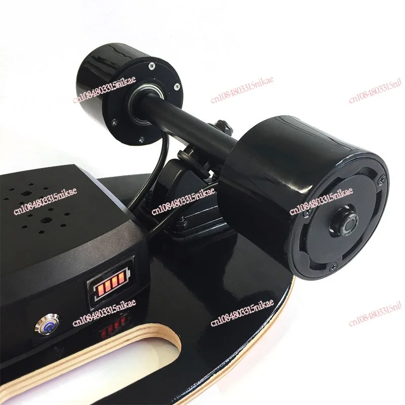 Four-wheel electric skateboard kit controller machine single and double drive remote control full set of accessories
