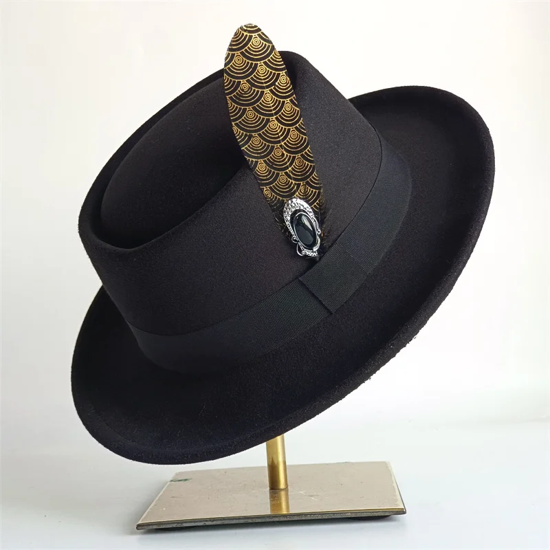 2026 Pork Pie Hat New Feather Flat Top fedora Hat Retro Pie Hat Pork Pie Hat Old White Hat Two tone Feather Felt Hat