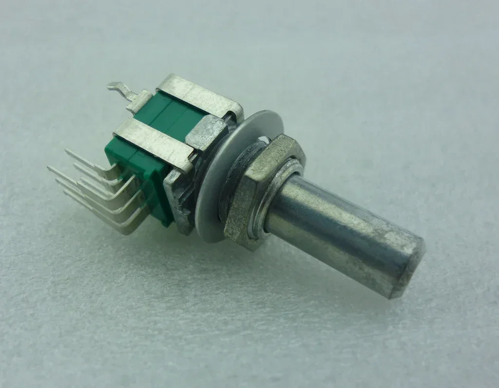 Suitable for Pioneer DJM700 750 850 800 900 2000 mixer EQ volume high, medium, and low rotary potentiometers