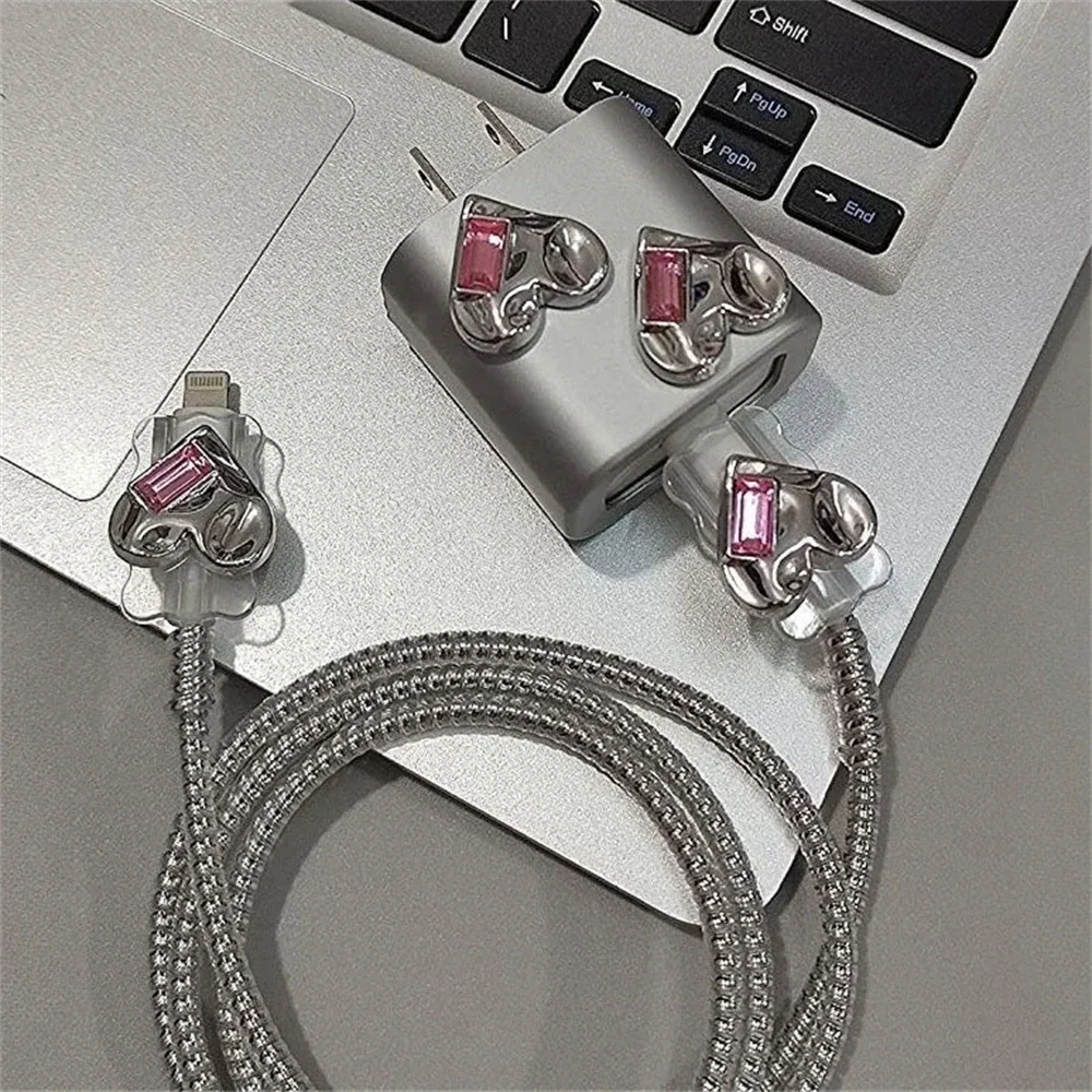 Luxury Silver Love Heart Plating USB Cable Protector Cover for IPhone 18/20W Organizer Data Line Charging Safe Plug Winder